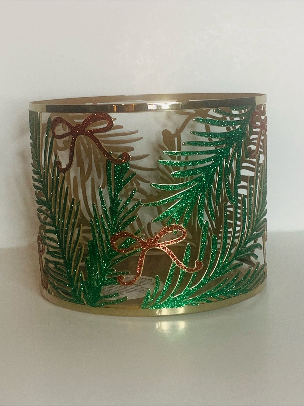 Bath & Body Works "Garland Bows" 3-wick candle holder